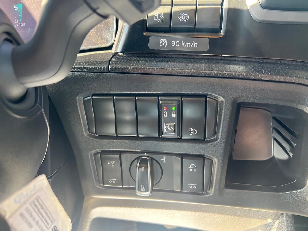 Scania R560 6x2*4 Kylbil / Frysbil &Ouml;BS, Norfrig 2026 - Sk&aring;p isolerat