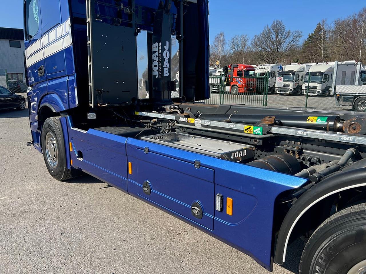 Mercedes-Benz Actros 2553 6x2*4 Lastv&auml;xlare  "Fullutrustad"  & TMA-Flak 2021 - Krok/Lastv&auml;xlare