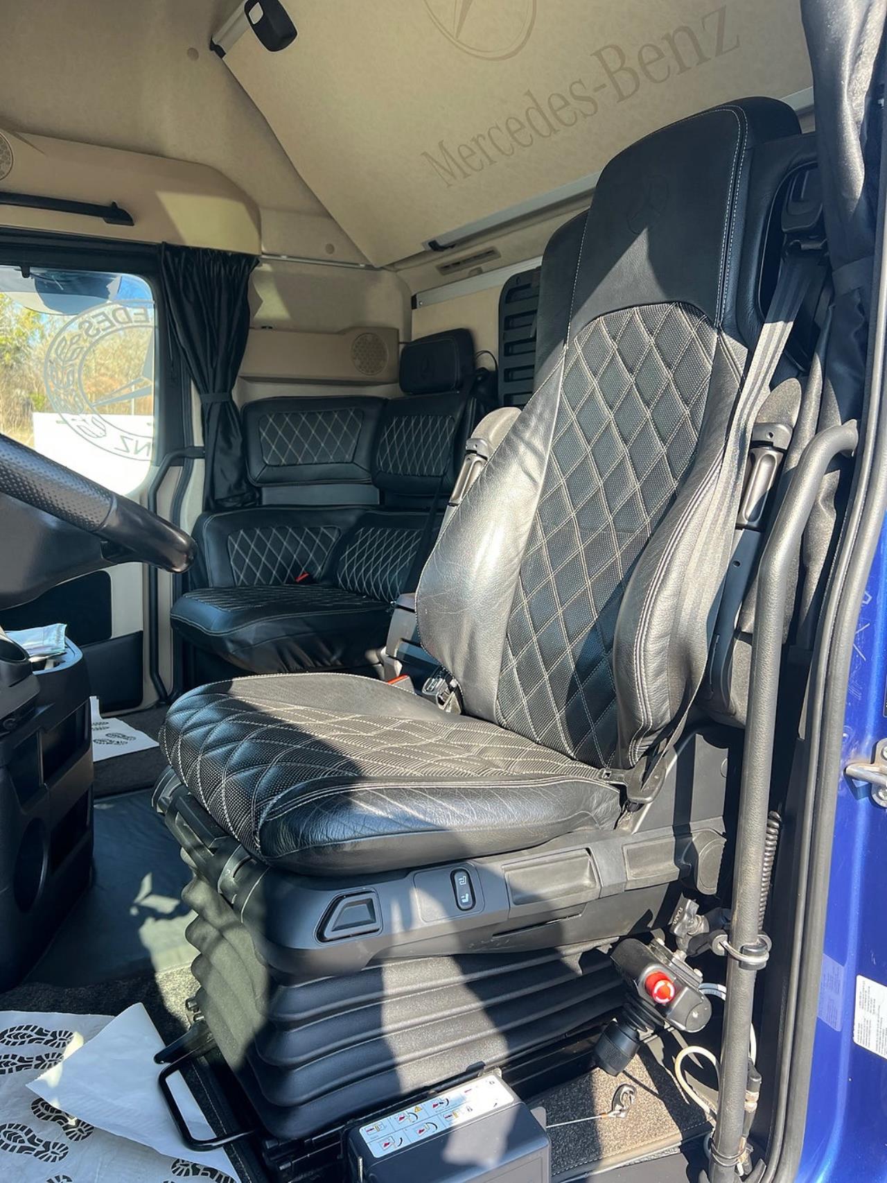 Mercedes-Benz Actros 2553 6x2*4 Lastv&auml;xlare  "Fullutrustad"  & TMA-Flak 2021 - Krok/Lastv&auml;xlare