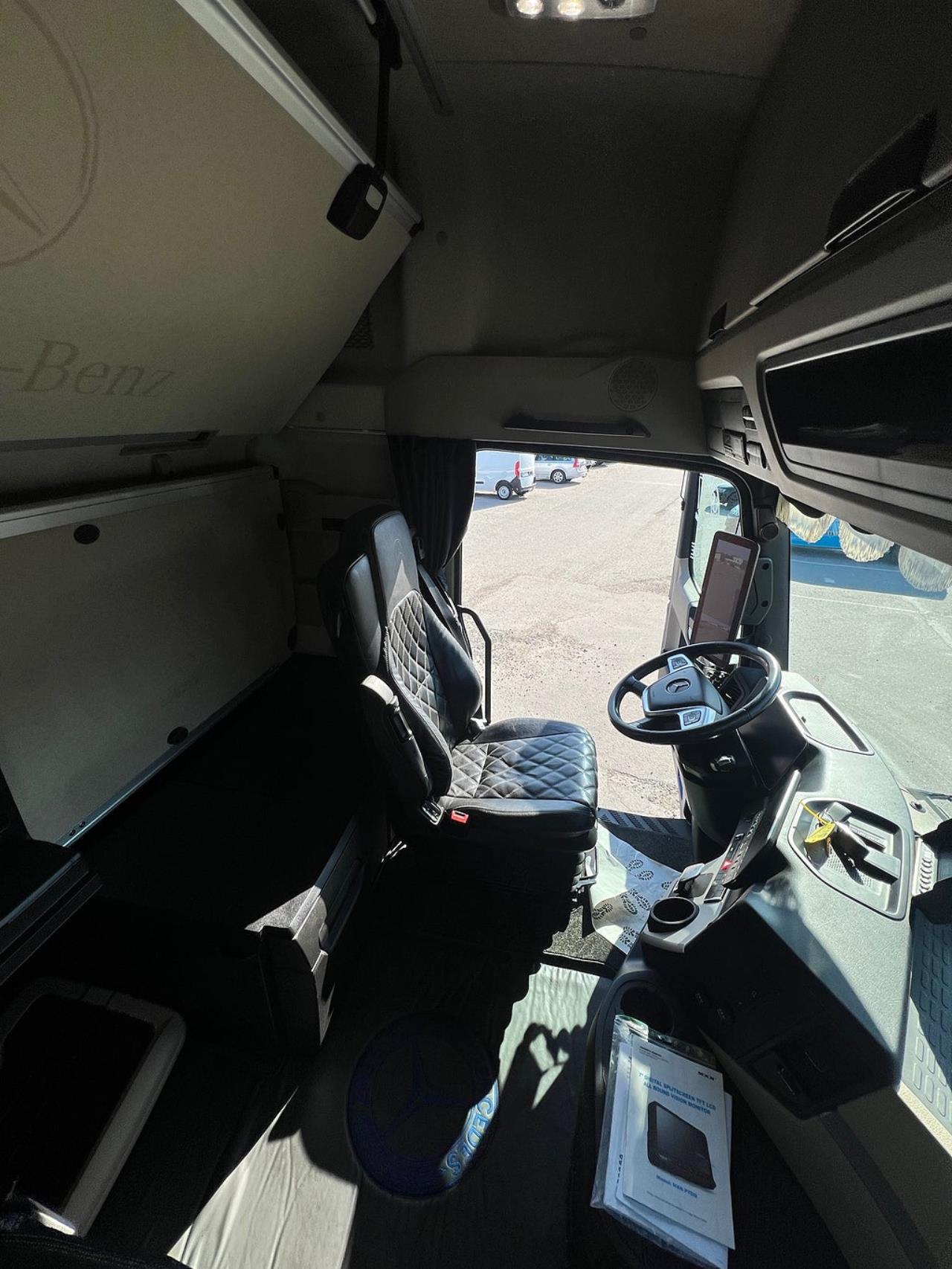 Mercedes-Benz Actros 2553 6x2*4 Lastv&auml;xlare  "Fullutrustad"  & TMA-Flak 2021 - Krok/Lastv&auml;xlare