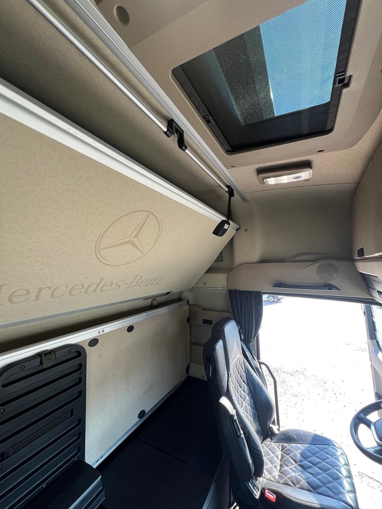 Mercedes-Benz Actros 2553 6x2*4 Lastv&auml;xlare  "Fullutrustad"  & TMA-Flak 2021 - Krok/Lastv&auml;xlare