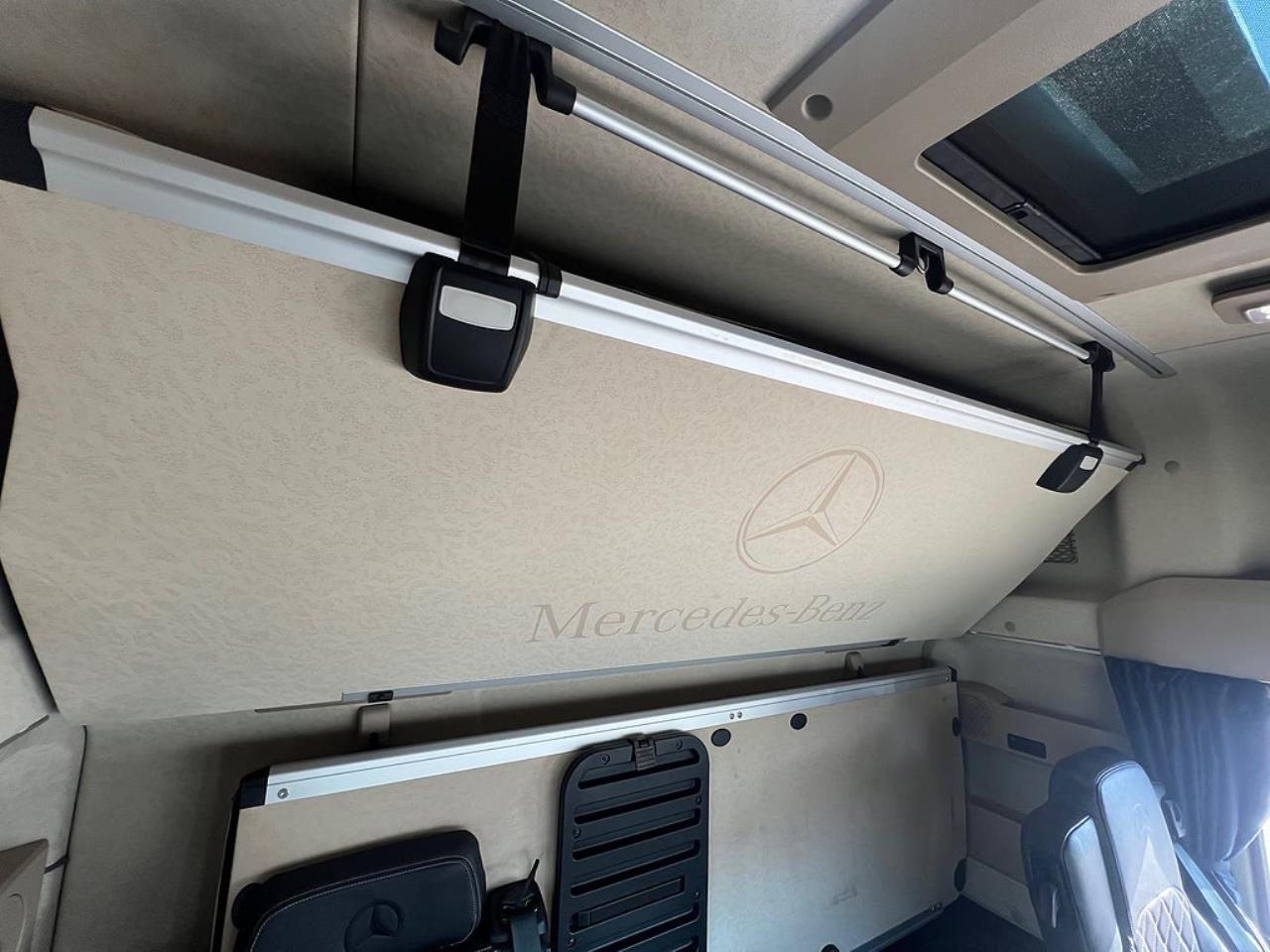 Mercedes-Benz Actros 2553 6x2*4 Lastv&auml;xlare  "Fullutrustad"  & TMA-Flak 2021 - Krok/Lastv&auml;xlare