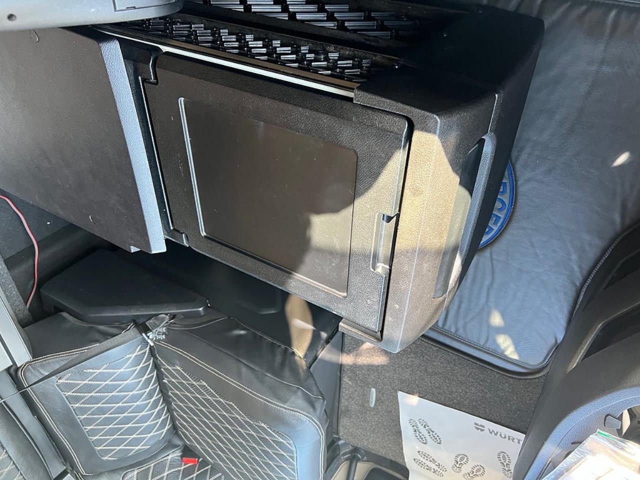 Mercedes-Benz Actros 2553 6x2*4 Lastv&auml;xlare  "Fullutrustad"  & TMA-Flak 2021 - Krok/Lastv&auml;xlare