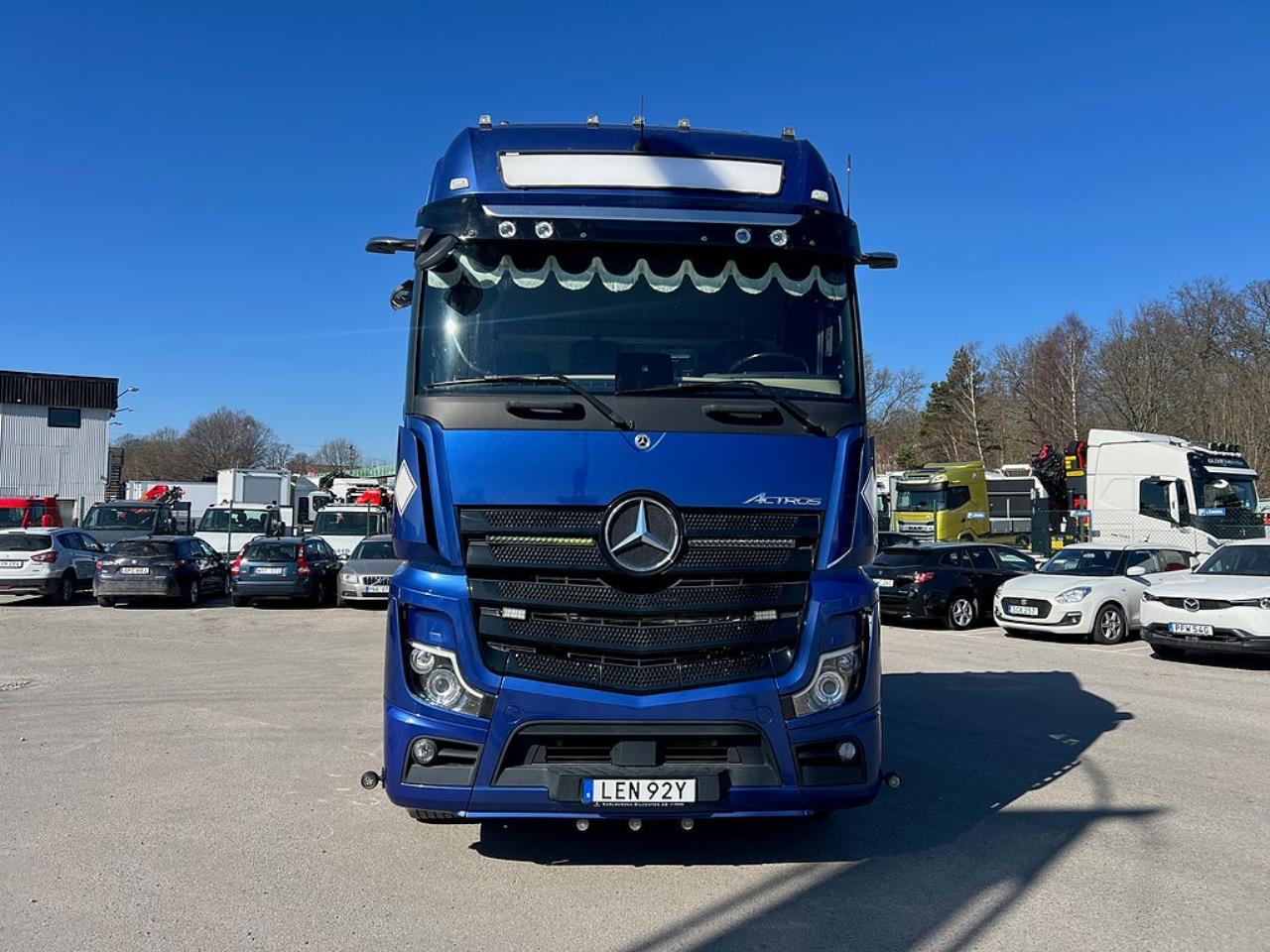 Mercedes-Benz Actros 2553 6x2*4 Lastv&auml;xlare  "Fullutrustad"  & TMA-Flak 2021 - Krok/Lastv&auml;xlare