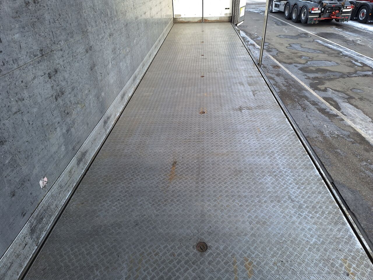 Ekeri 4-axl Sk&aring;psl&auml;p 2015 - Sk&aring;p isolerat