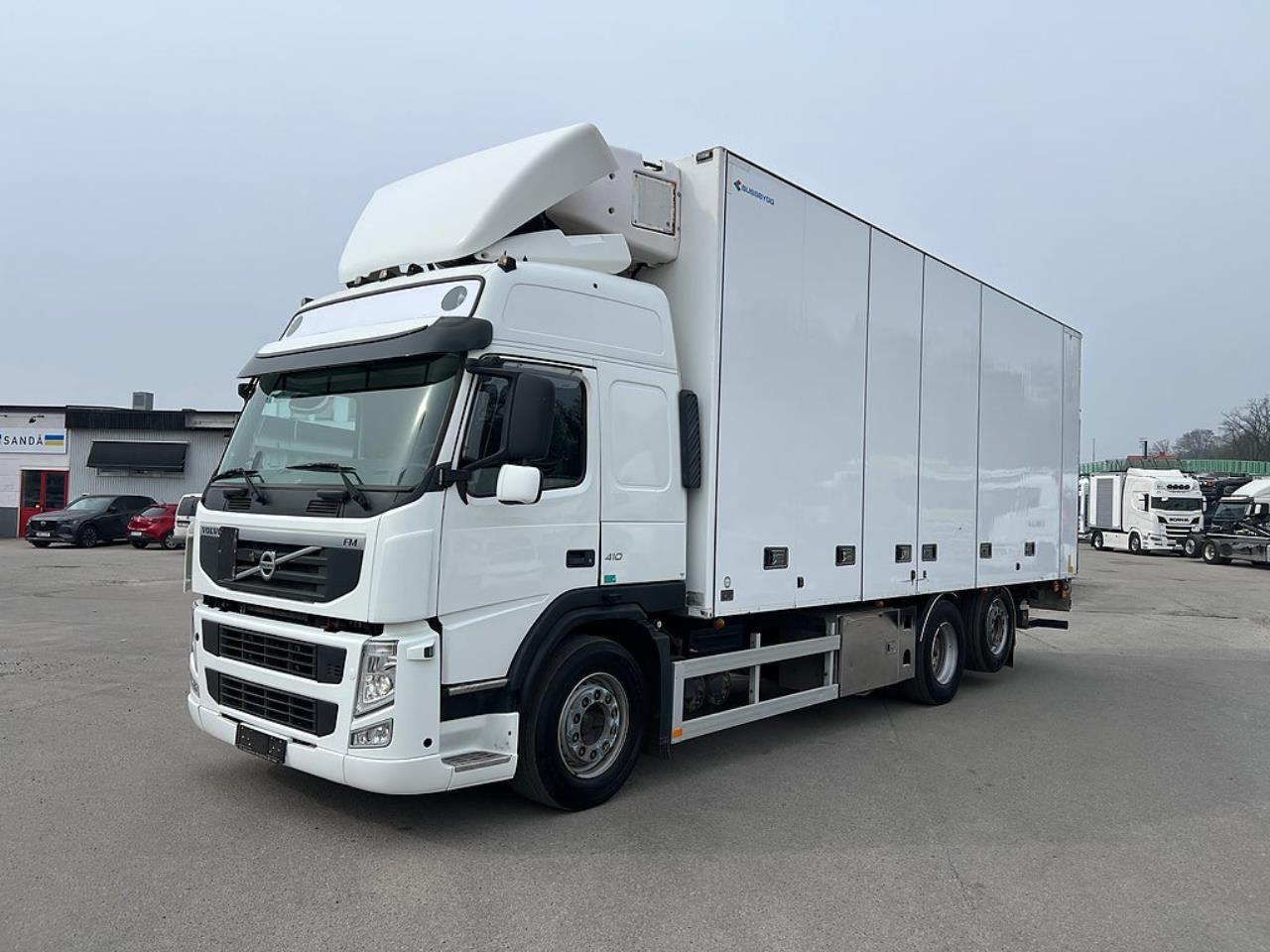 Volvo FM 410 6x2 Kyl / Frysbil, 2-Zons Korridorbil 2013 - Sk&aring;p isolerat