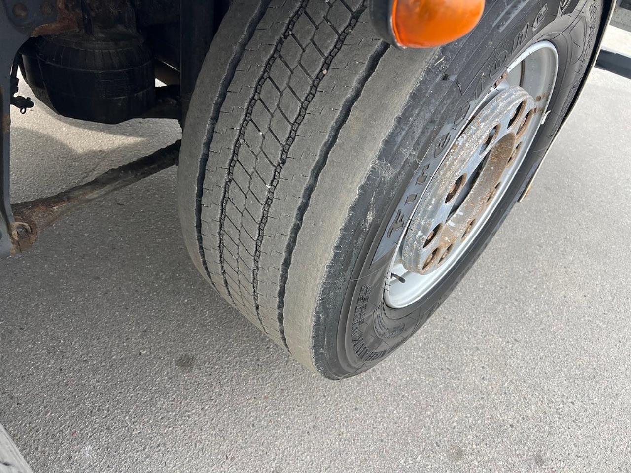 Volvo FM 410 6x2 Kyl / Frysbil, 2-Zons Korridorbil 2013 - Sk&aring;p isolerat