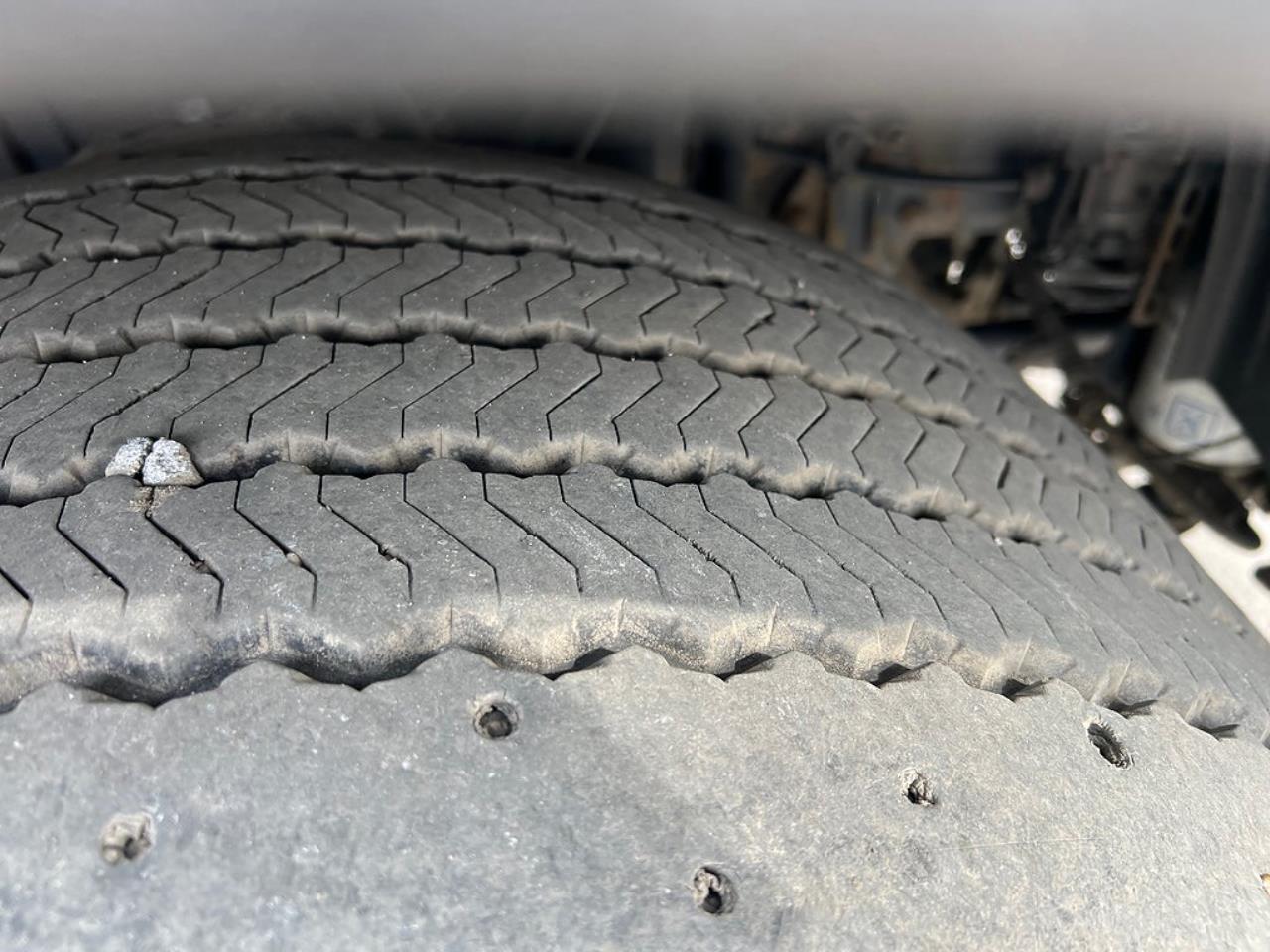 Volvo FM 410 6x2 Kyl / Frysbil, 2-Zons Korridorbil 2013 - Sk&aring;p isolerat