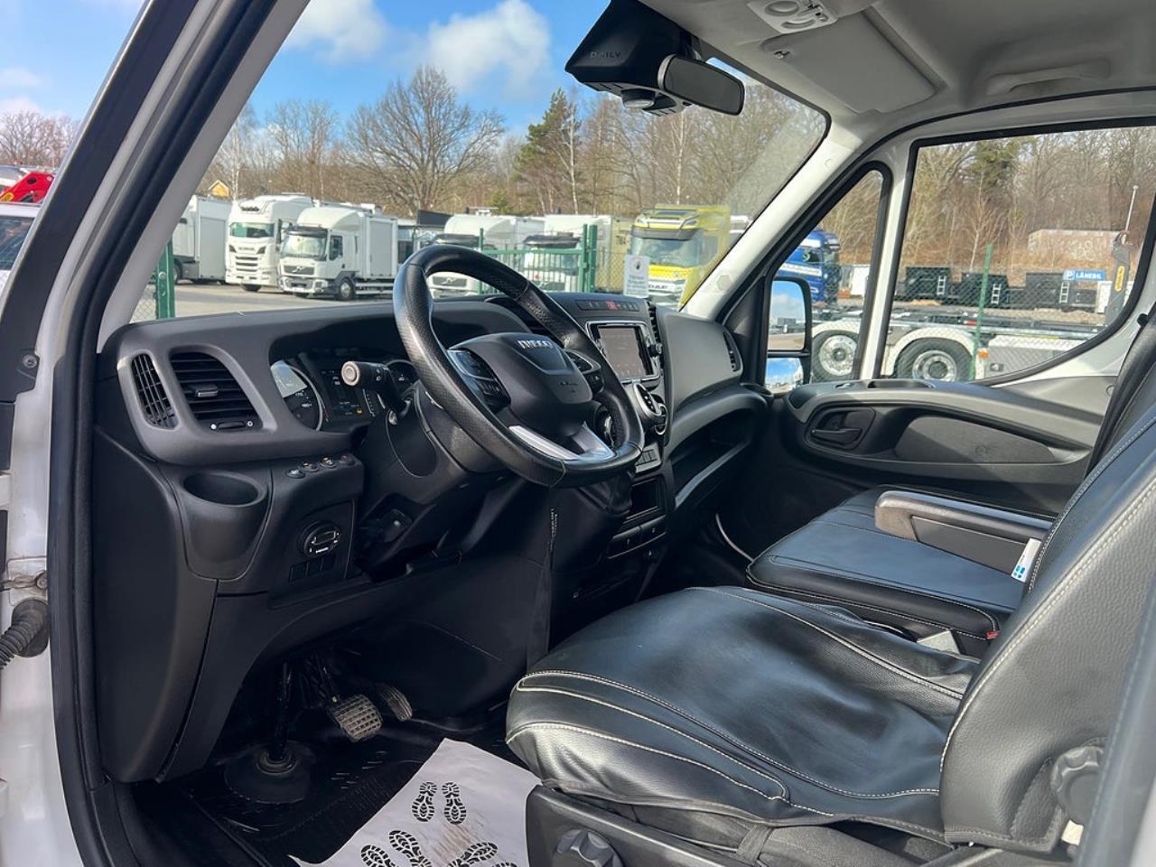 Iveco Daily 35S16 Hi-Matic Sk&aring;p & Lift Euro 6 2023 - &Ouml;vrigt
