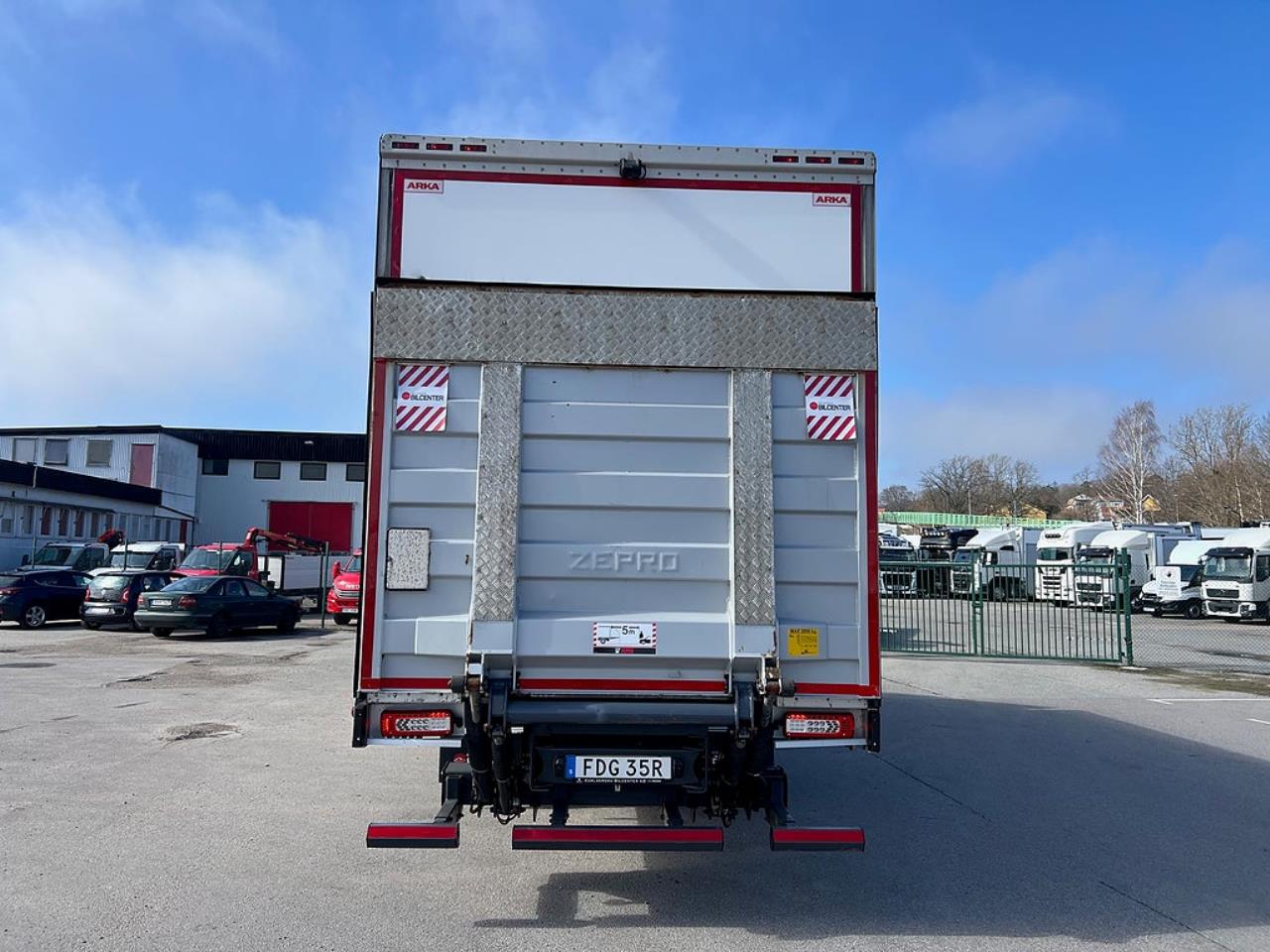 Volvo FM 330 4x2 Sk&aring;pbil, &Ouml;ppningsbarsida, Euro 6 2021 - Sk&aring;p