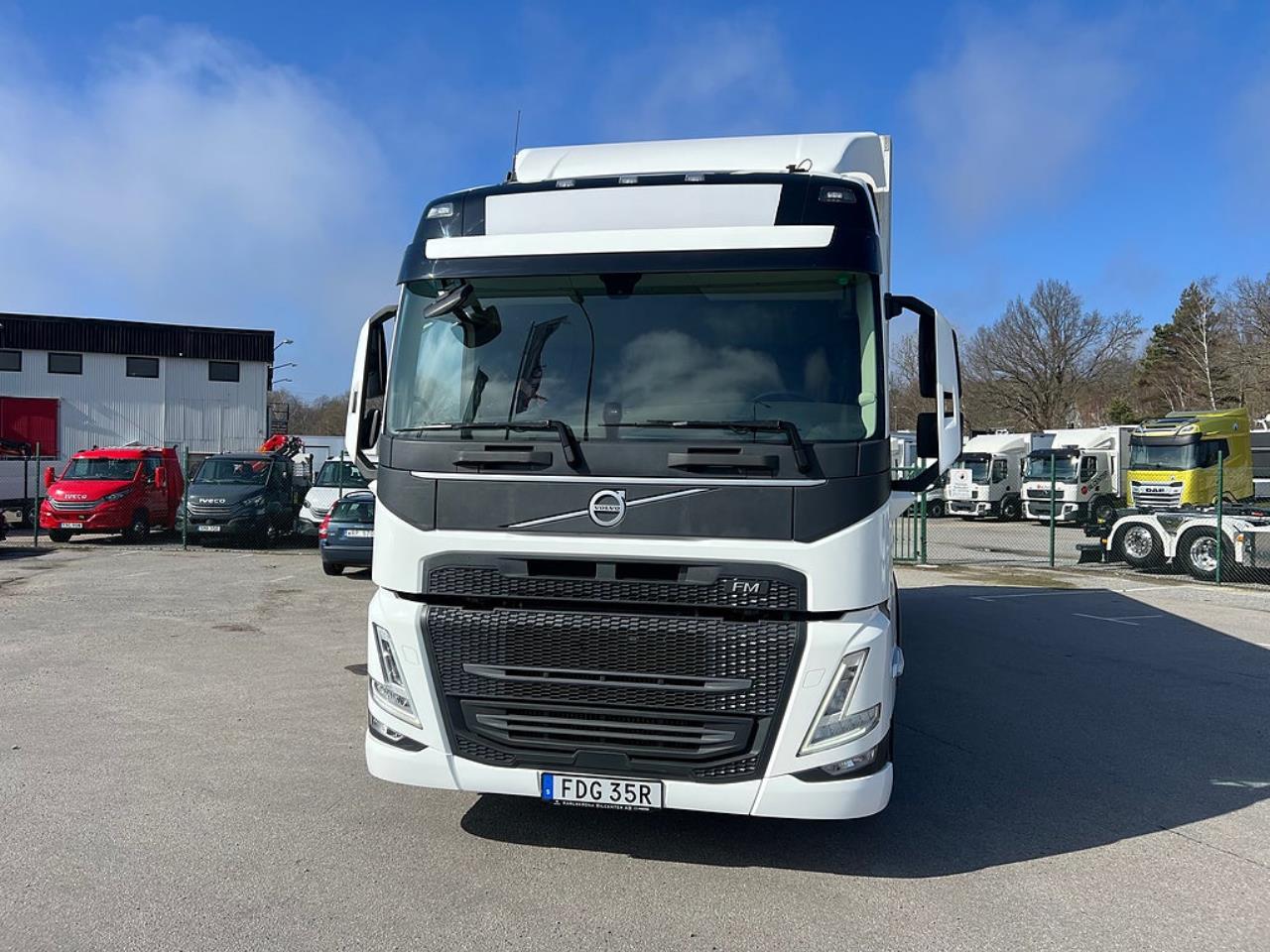 Volvo FM 330 4x2 Sk&aring;pbil, &Ouml;ppningsbarsida, Euro 6 2021 - Sk&aring;p