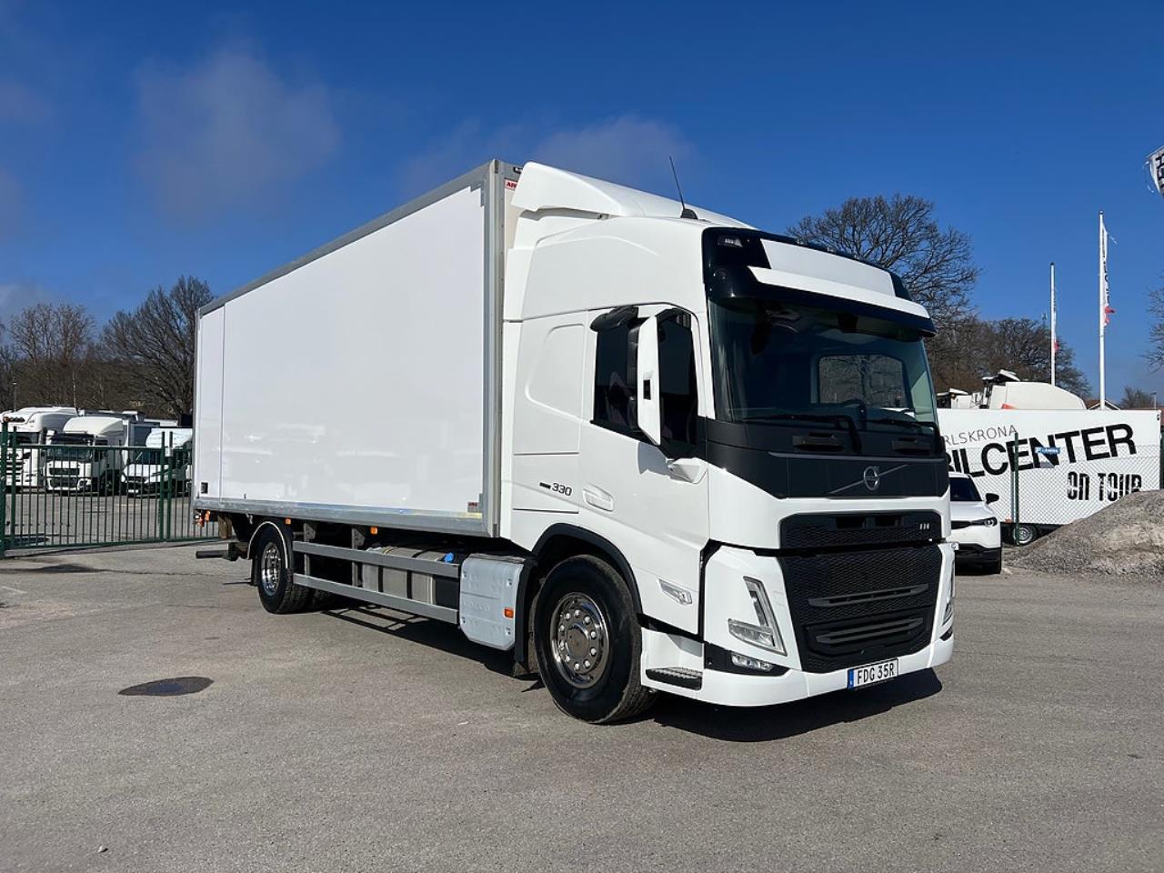 Volvo FM 330 4x2 Sk&aring;pbil, &Ouml;ppningsbarsida, Euro 6 2021 - Sk&aring;p