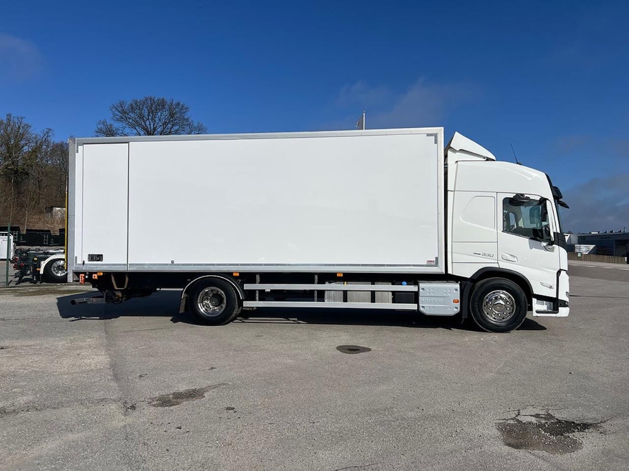 Volvo FM 330 4x2 Sk&aring;pbil, &Ouml;ppningsbarsida, Euro 6 2021 - Sk&aring;p