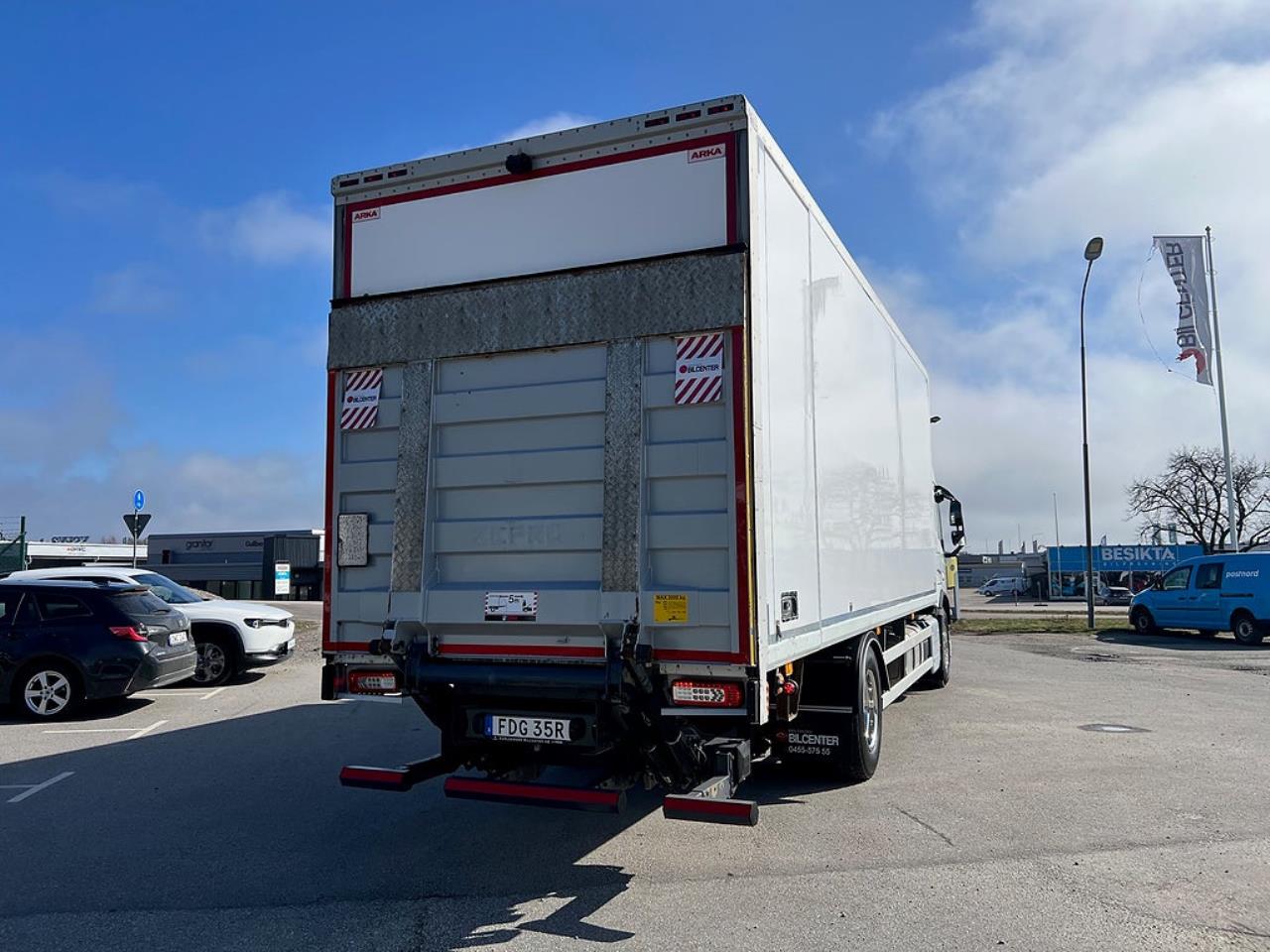 Volvo FM 330 4x2 Sk&aring;pbil, &Ouml;ppningsbarsida, Euro 6 2021 - Sk&aring;p