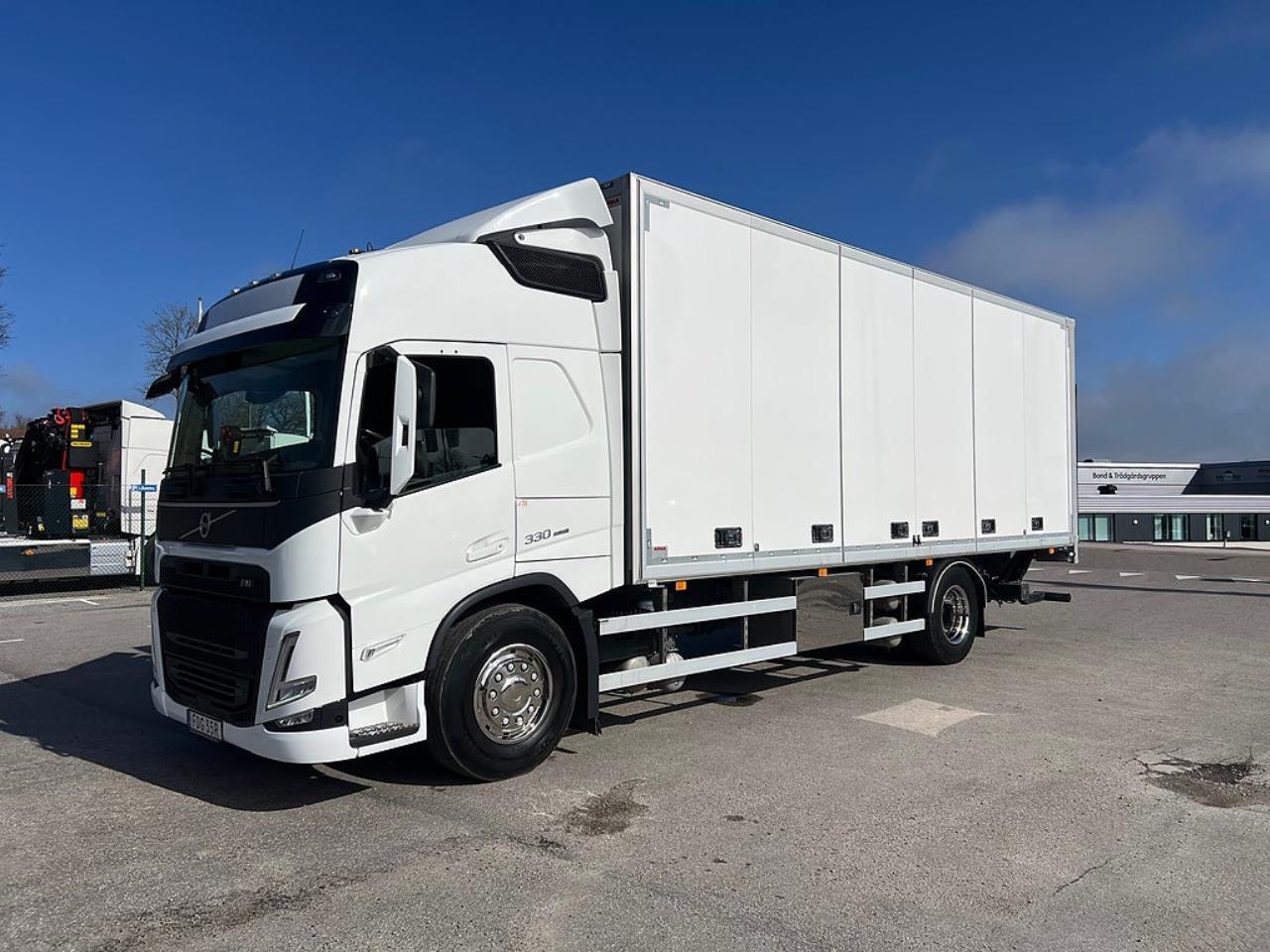 Volvo FM 330 4x2 Sk&aring;pbil, &Ouml;ppningsbarsida, Euro 6 2021 - Sk&aring;p