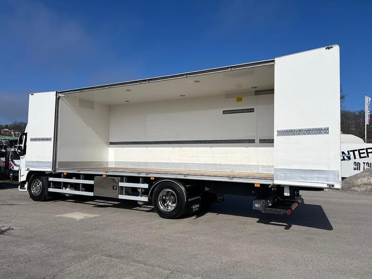 Volvo FM 330 4x2 Sk&aring;pbil, &Ouml;ppningsbarsida, Euro 6 2021 - Sk&aring;p