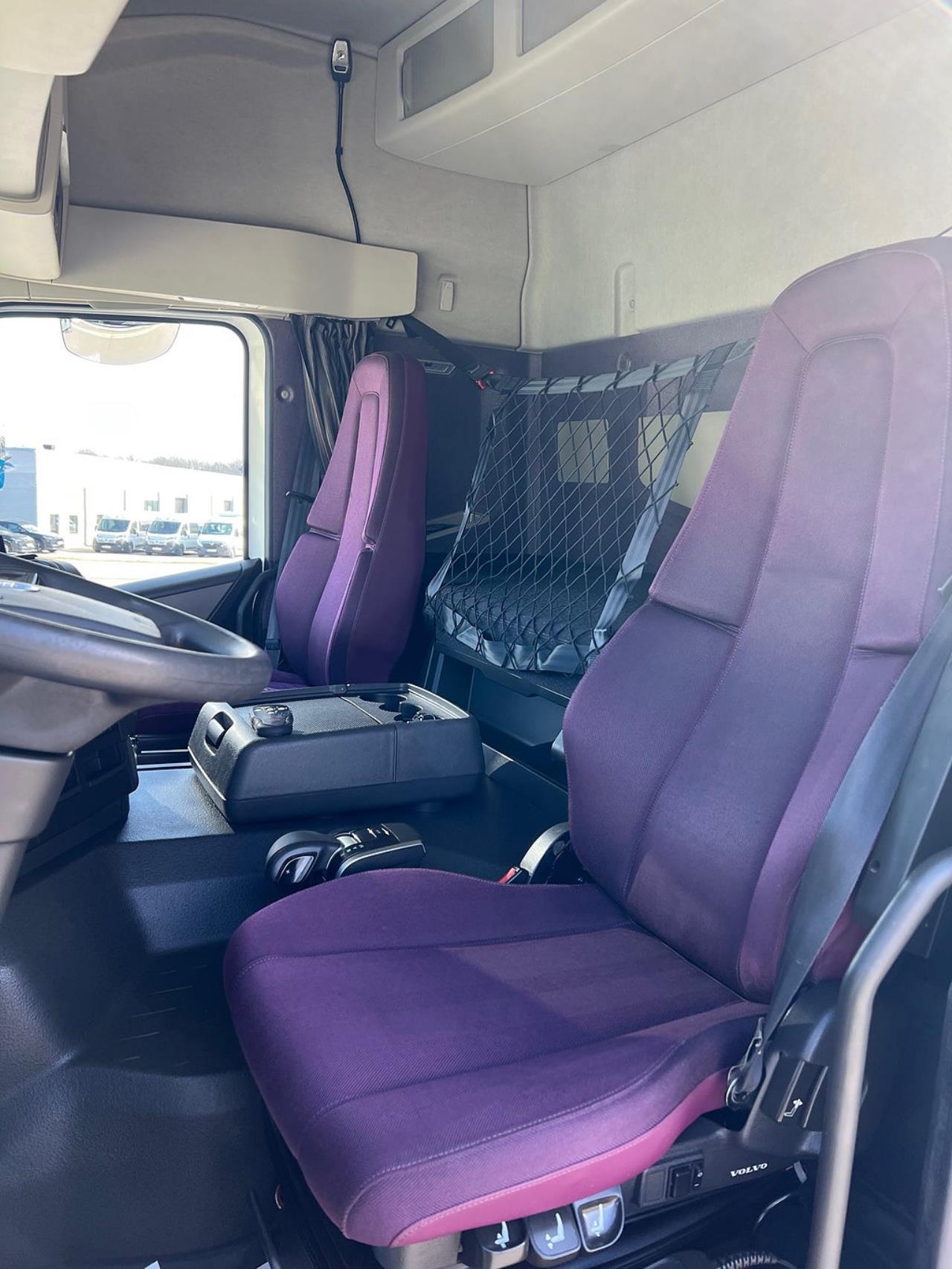 Volvo FM 330 4x2 Sk&aring;pbil, &Ouml;ppningsbarsida, Euro 6 2021 - Sk&aring;p