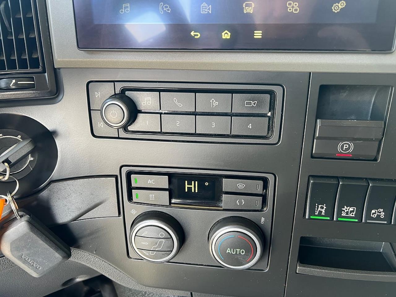 Volvo FM 330 4x2 Sk&aring;pbil, &Ouml;ppningsbarsida, Euro 6 2021 - Sk&aring;p