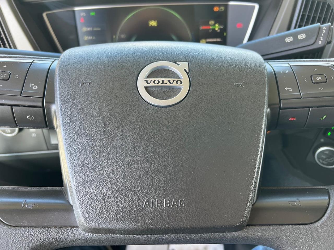 Volvo FM 330 4x2 Sk&aring;pbil, &Ouml;ppningsbarsida, Euro 6 2021 - Sk&aring;p