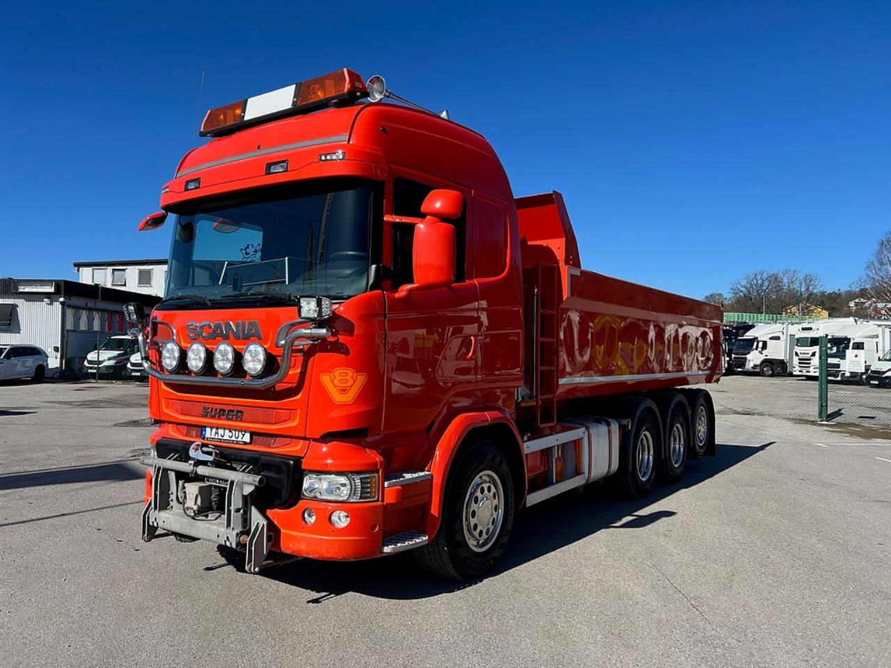 Scania R520 V8 8x4*4 Tridem Tippbil, Plogutrustad 2016 - Tipp