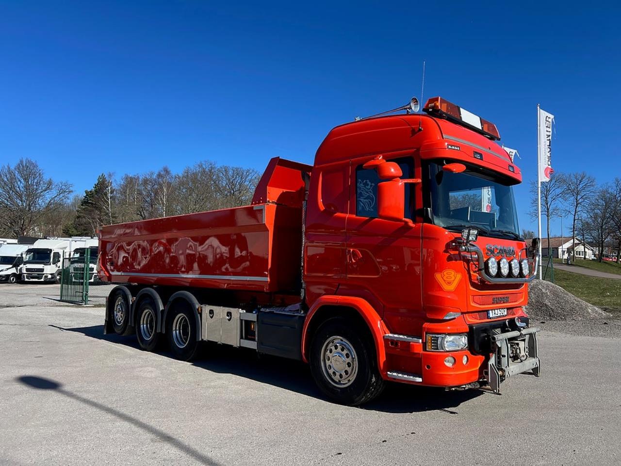 Scania R520 V8 8x4*4 Tridem Tippbil, Plogutrustad 2016 - Tipp