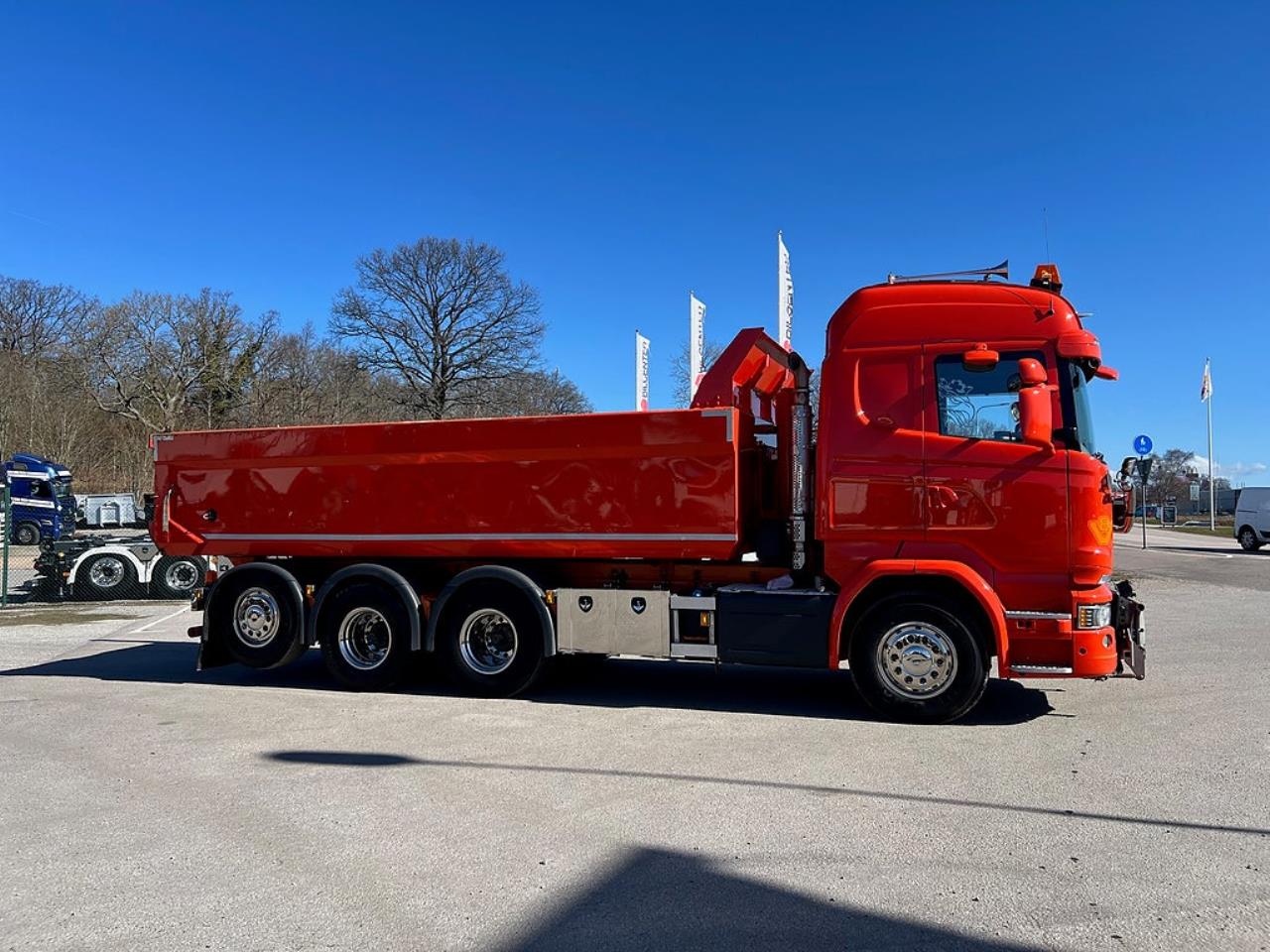 Scania R520 V8 8x4*4 Tridem Tippbil, Plogutrustad 2016 - Tipp