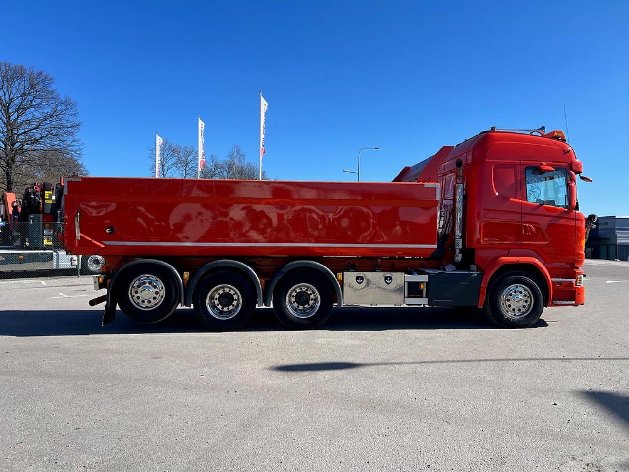 Scania R520 V8 8x4*4 Tridem Tippbil, Plogutrustad 2016 - Tipp