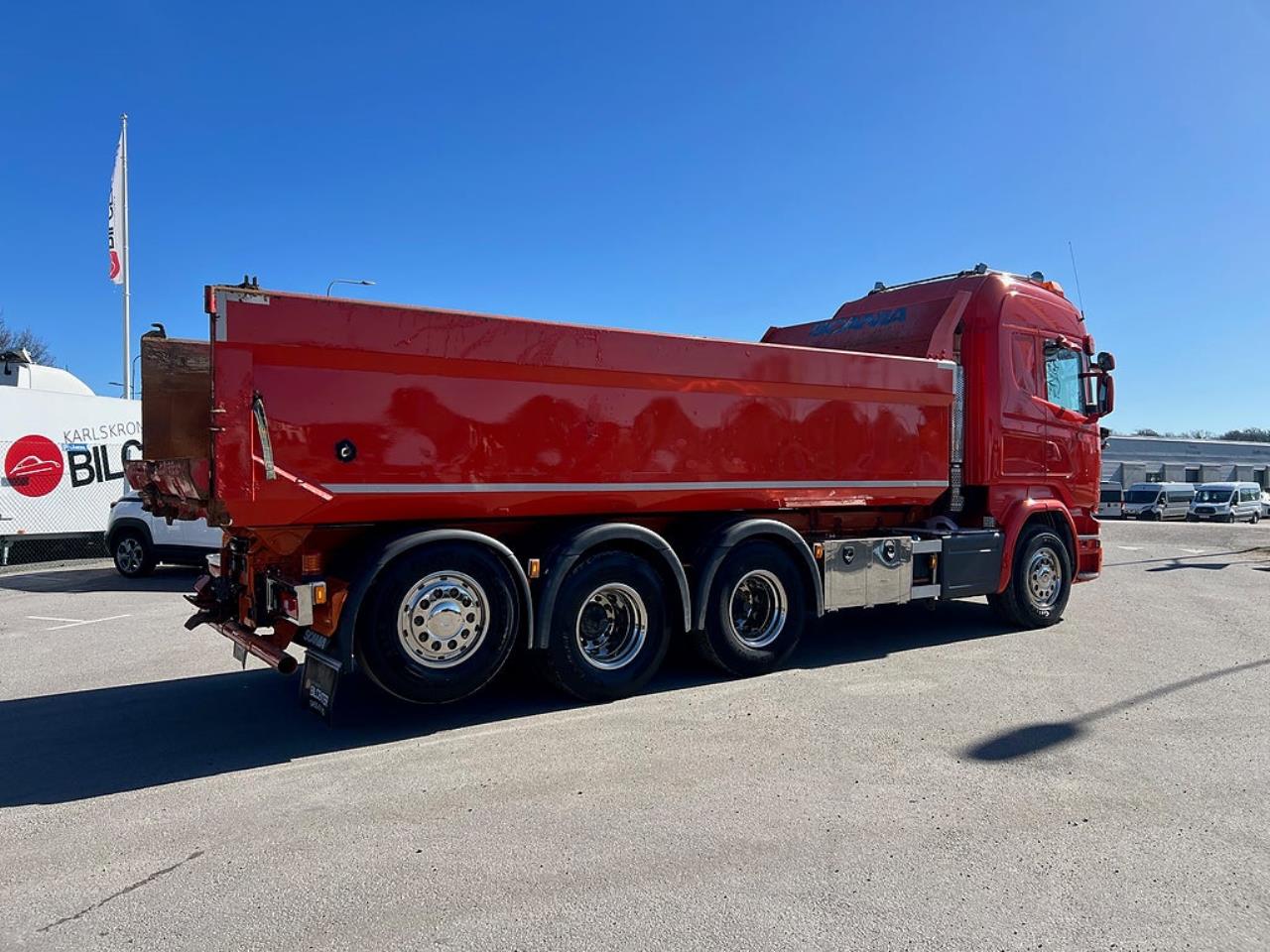 Scania R520 V8 8x4*4 Tridem Tippbil, Plogutrustad 2016 - Tipp