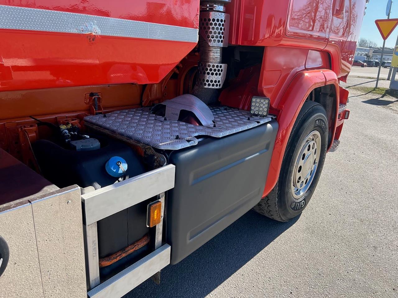 Scania R520 V8 8x4*4 Tridem Tippbil, Plogutrustad 2016 - Tipp