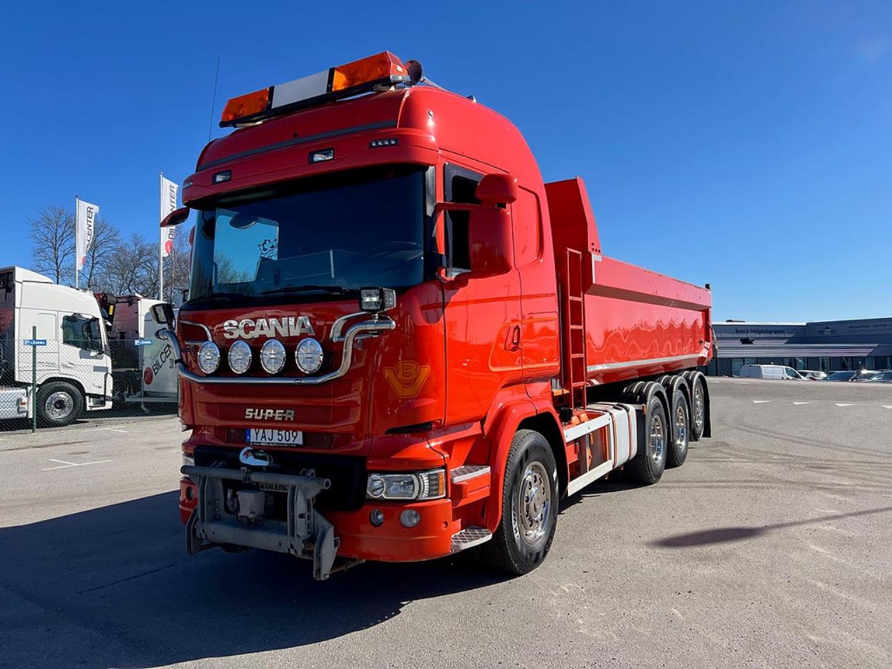 Scania R520 V8 8x4*4 Tridem Tippbil, Plogutrustad 2016 - Tipp