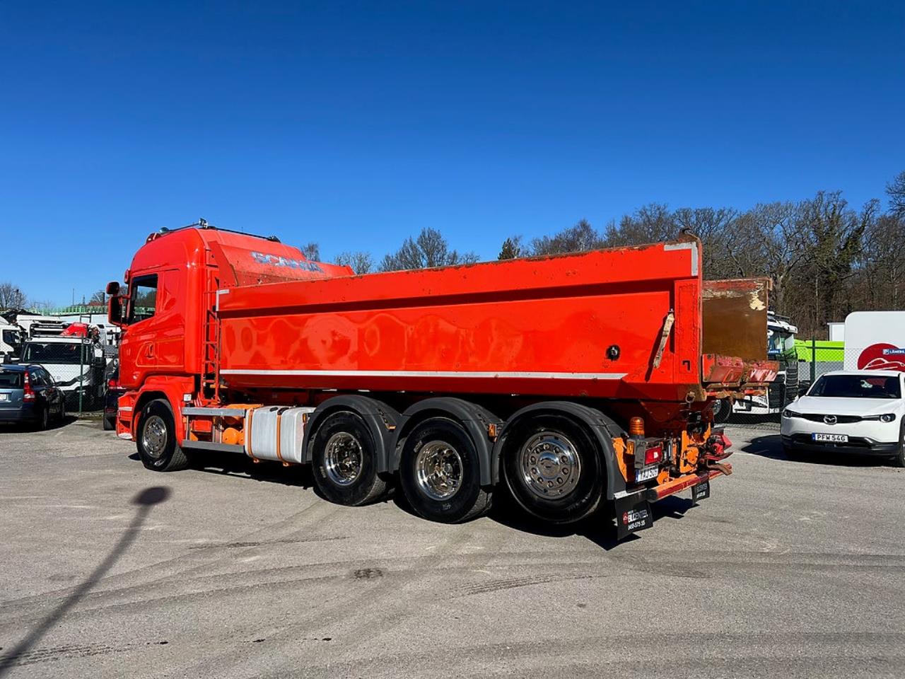 Scania R520 V8 8x4*4 Tridem Tippbil, Plogutrustad 2016 - Tipp