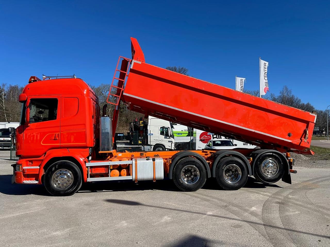 Scania R520 V8 8x4*4 Tridem Tippbil, Plogutrustad 2016 - Tipp