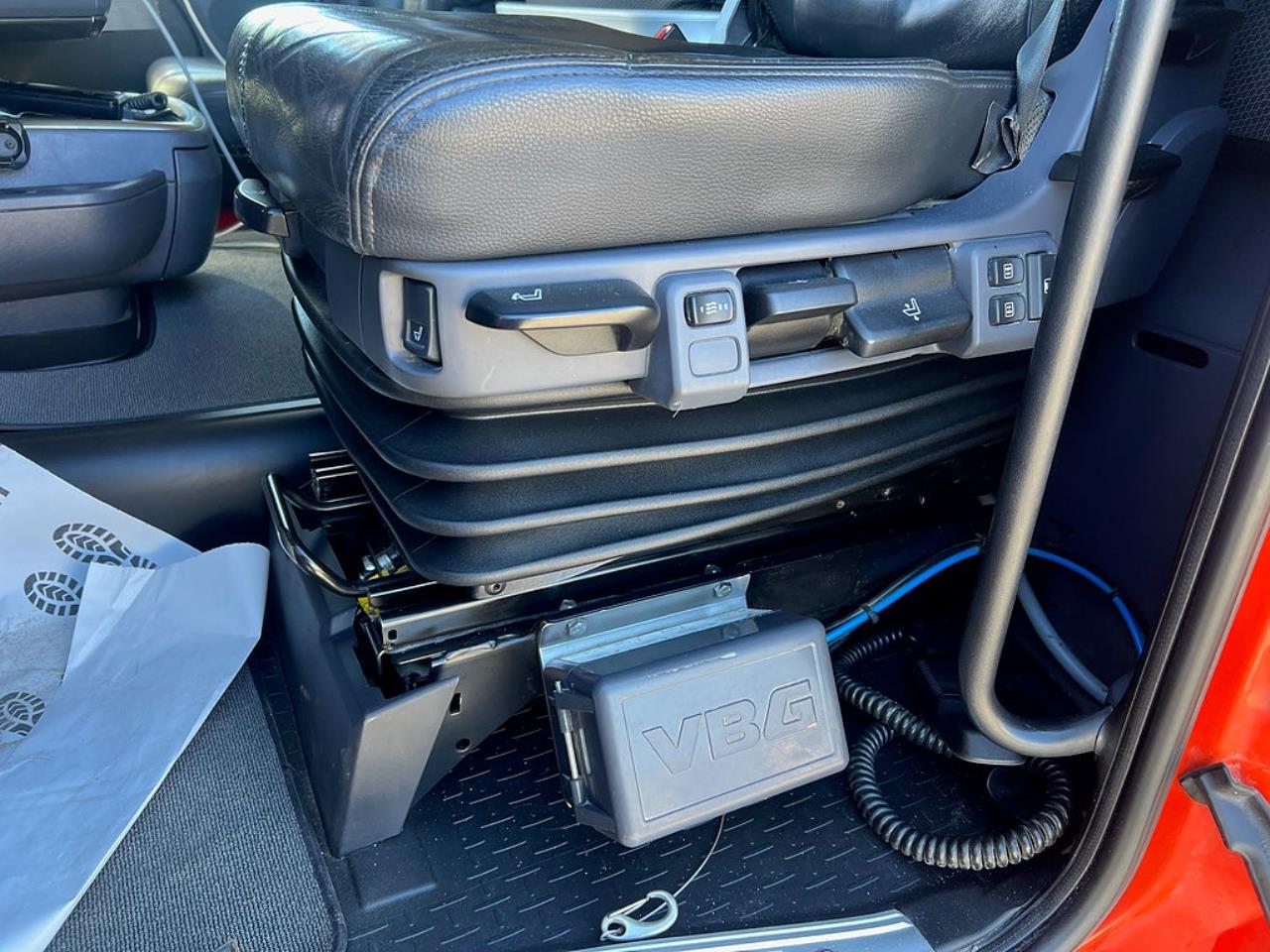 Scania R520 V8 8x4*4 Tridem Tippbil, Plogutrustad 2016 - Tipp