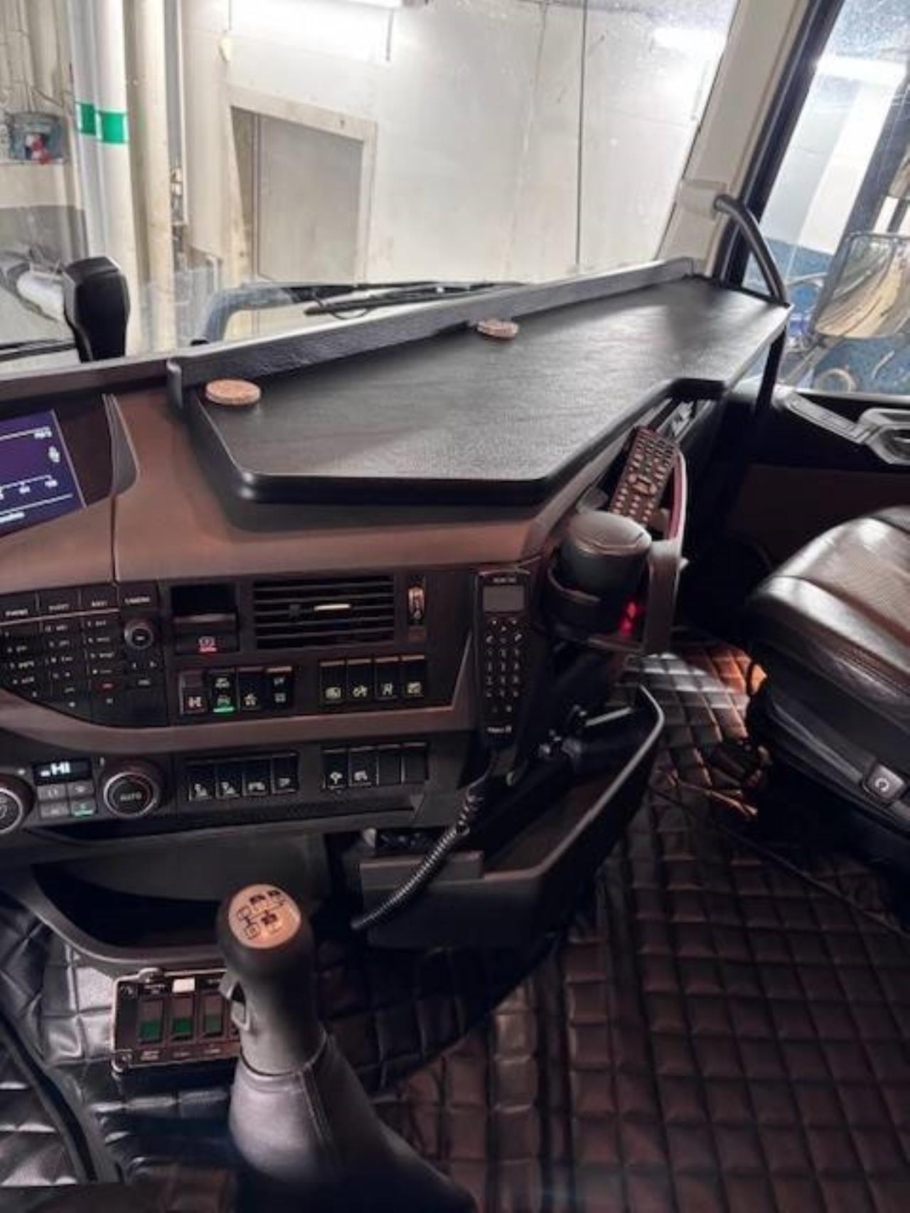 Volvo FH540 Snabbl&aring;s Cameleont 2016 - Tipp