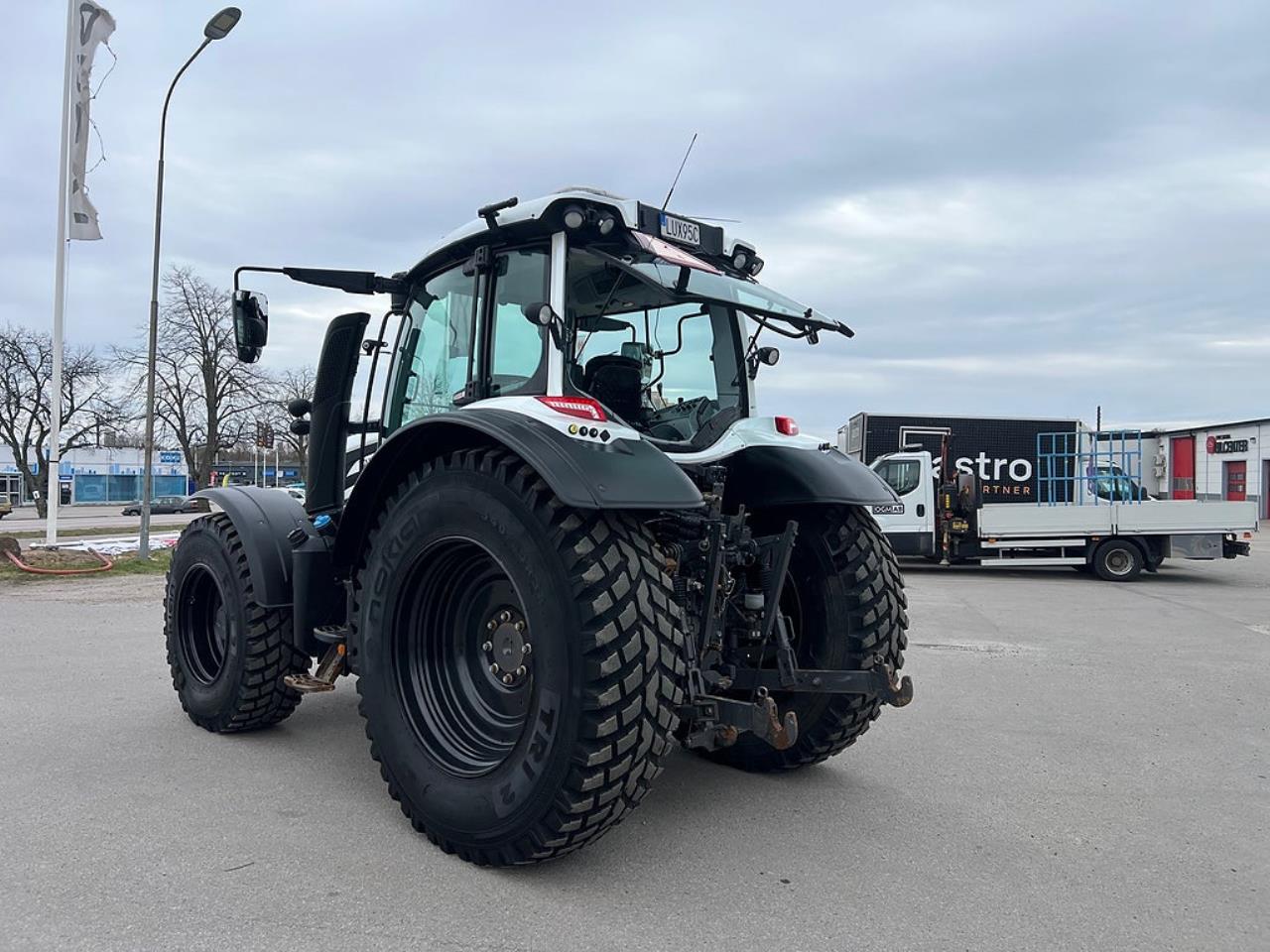 &Ouml;vriga Valtra N124 HiTech Traktor 2020 - &Ouml;vrigt