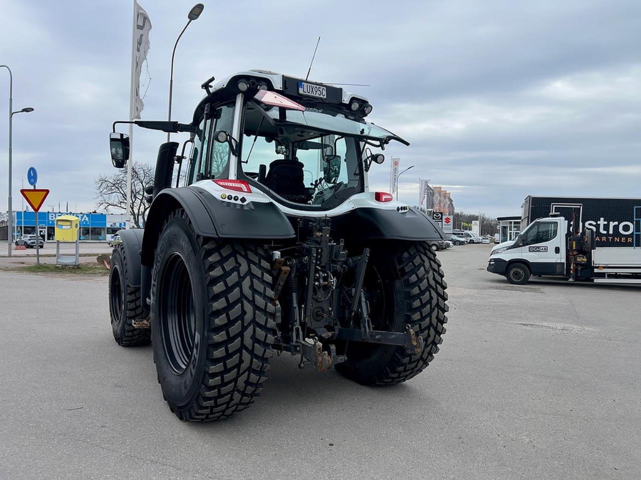 &Ouml;vriga Valtra N124 HiTech Traktor 2020 - &Ouml;vrigt