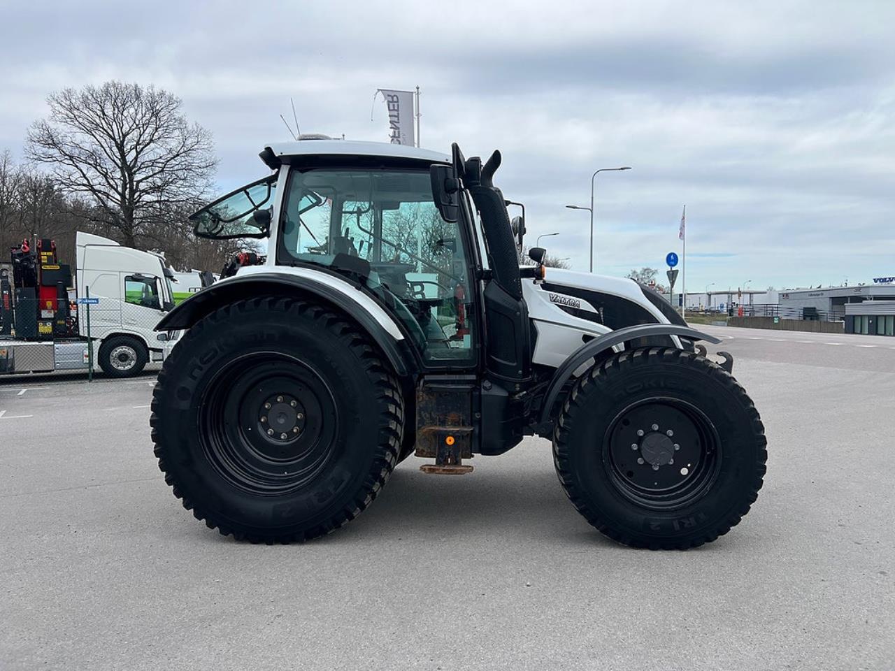 &Ouml;vriga Valtra N124 HiTech Traktor 2020 - &Ouml;vrigt