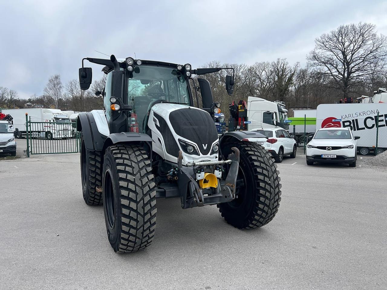 &Ouml;vriga Valtra N124 HiTech Traktor 2020 - &Ouml;vrigt