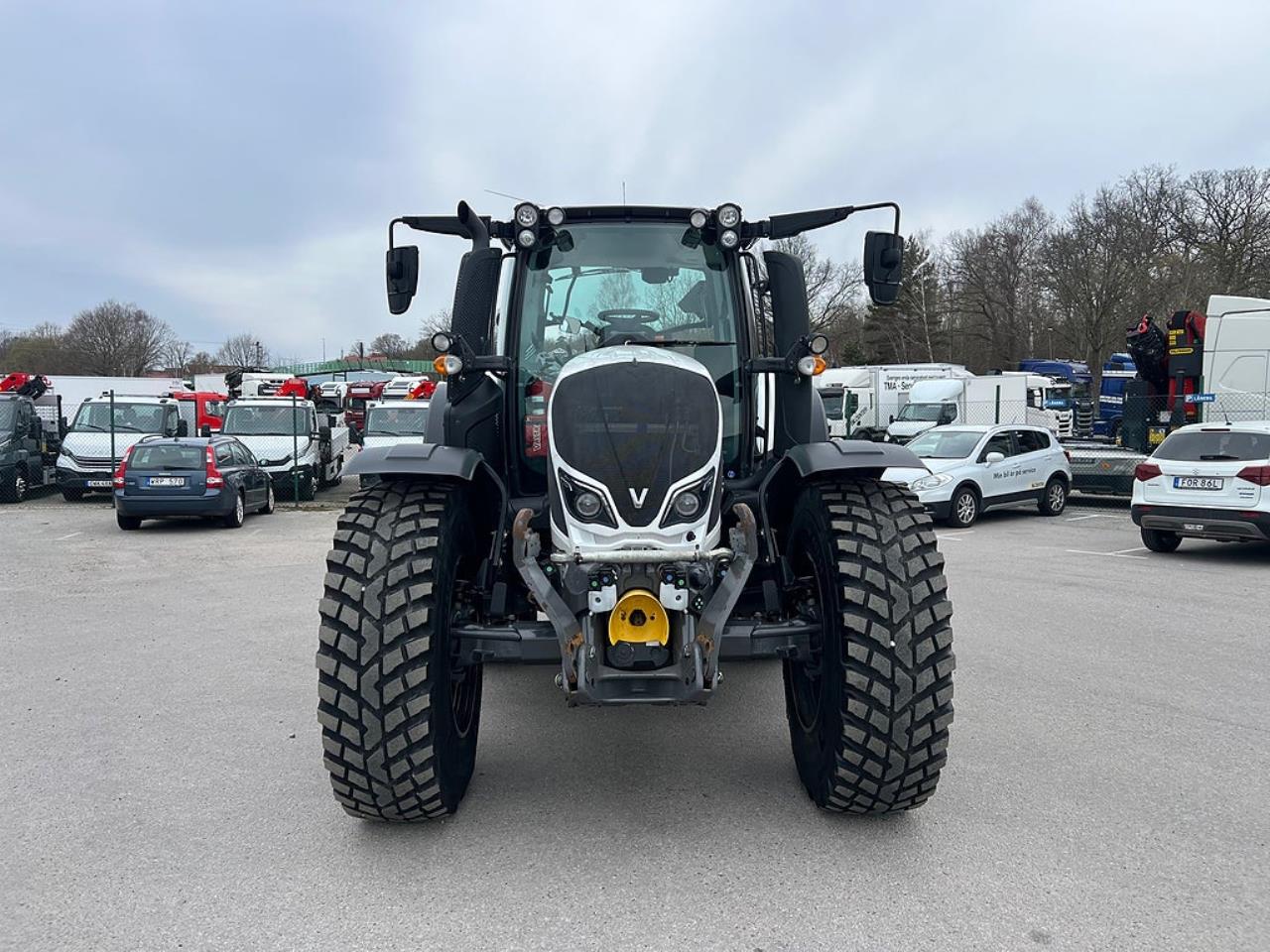 &Ouml;vriga Valtra N124 HiTech Traktor 2020 - &Ouml;vrigt