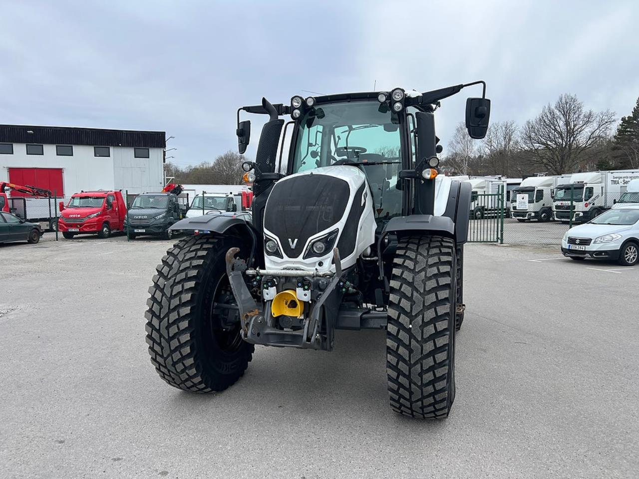 &Ouml;vriga Valtra N124 HiTech Traktor 2020 - &Ouml;vrigt