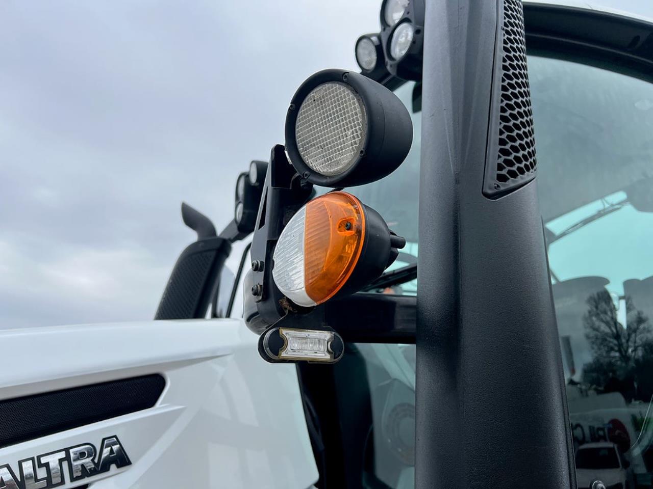 &Ouml;vriga Valtra N124 HiTech Traktor 2020 - &Ouml;vrigt