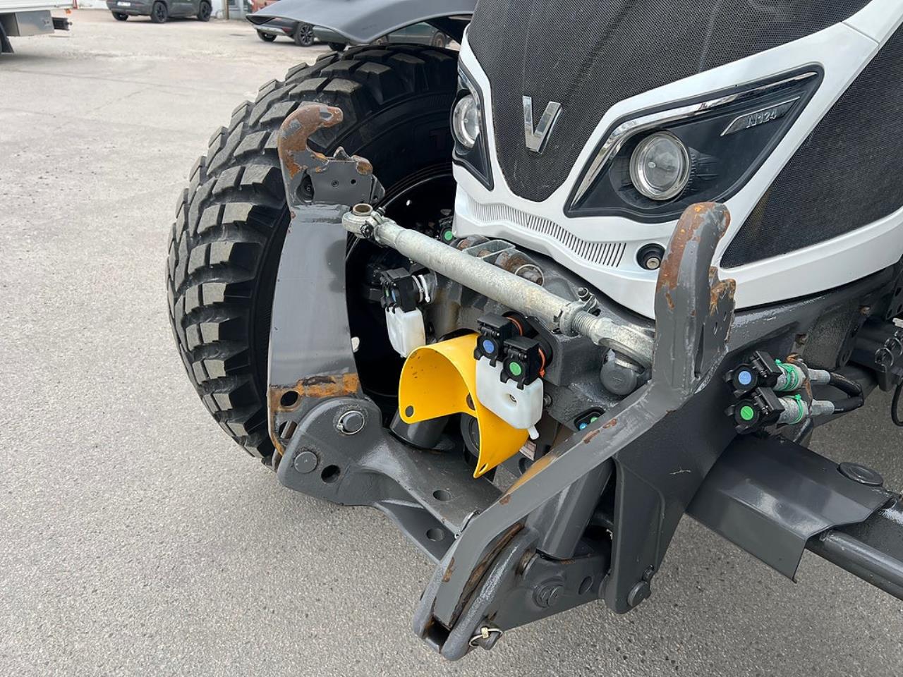 &Ouml;vriga Valtra N124 HiTech Traktor 2020 - &Ouml;vrigt