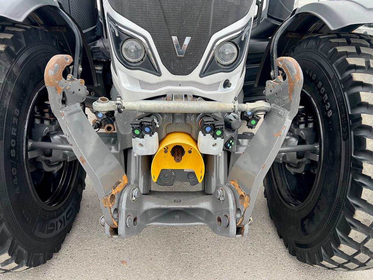 &Ouml;vriga Valtra N124 HiTech Traktor 2020 - &Ouml;vrigt