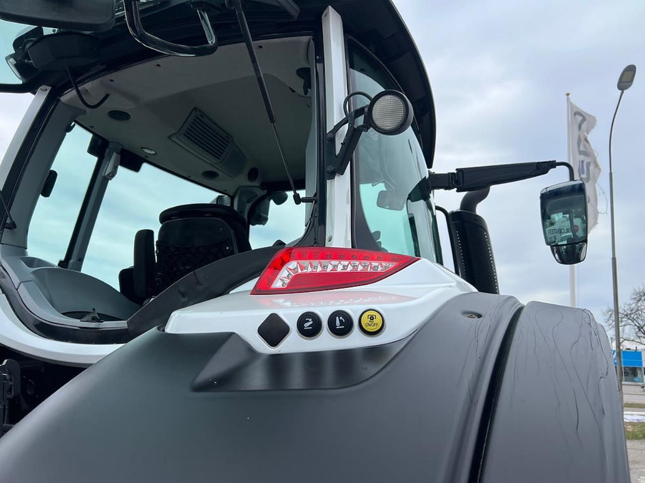 &Ouml;vriga Valtra N124 HiTech Traktor 2020 - &Ouml;vrigt