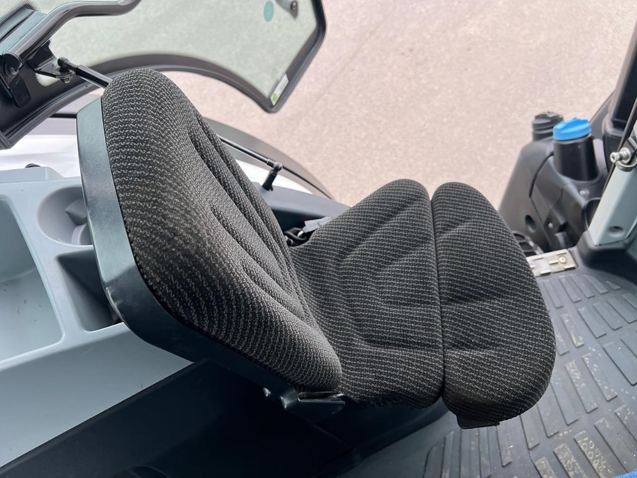 &Ouml;vriga Valtra N124 HiTech Traktor 2020 - &Ouml;vrigt