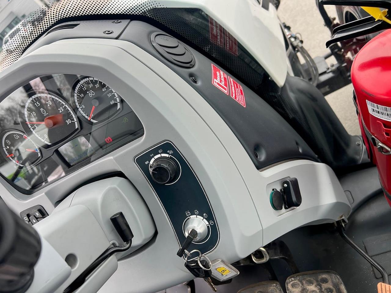 &Ouml;vriga Valtra N124 HiTech Traktor 2020 - &Ouml;vrigt