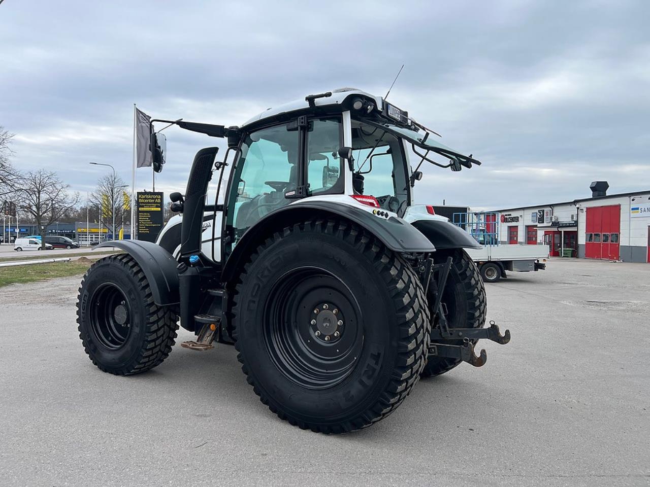 &Ouml;vriga Valtra N124 HiTech Traktor 2020 - &Ouml;vrigt