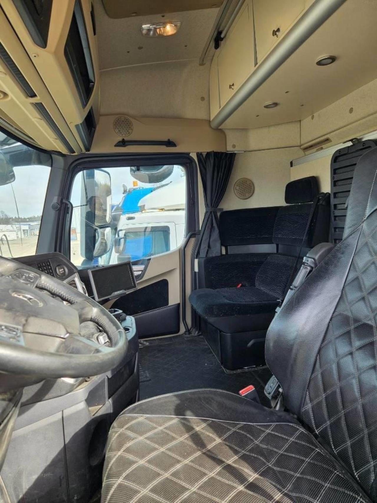 Mercedes-Benz ACTROS 510hk 6x2 fj&auml;rrbil 2017 - Sk&aring;p