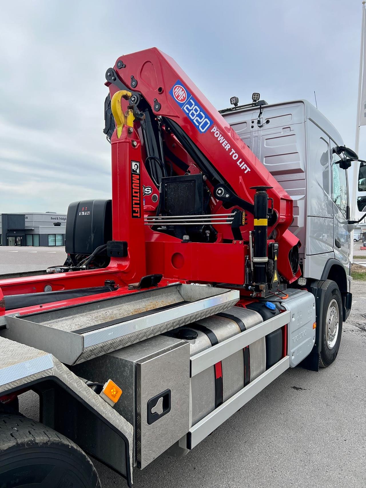 Volvo FMX 500 8x4*4 Tridem Kranv&auml;xlare Euro 6 2022 - Kran