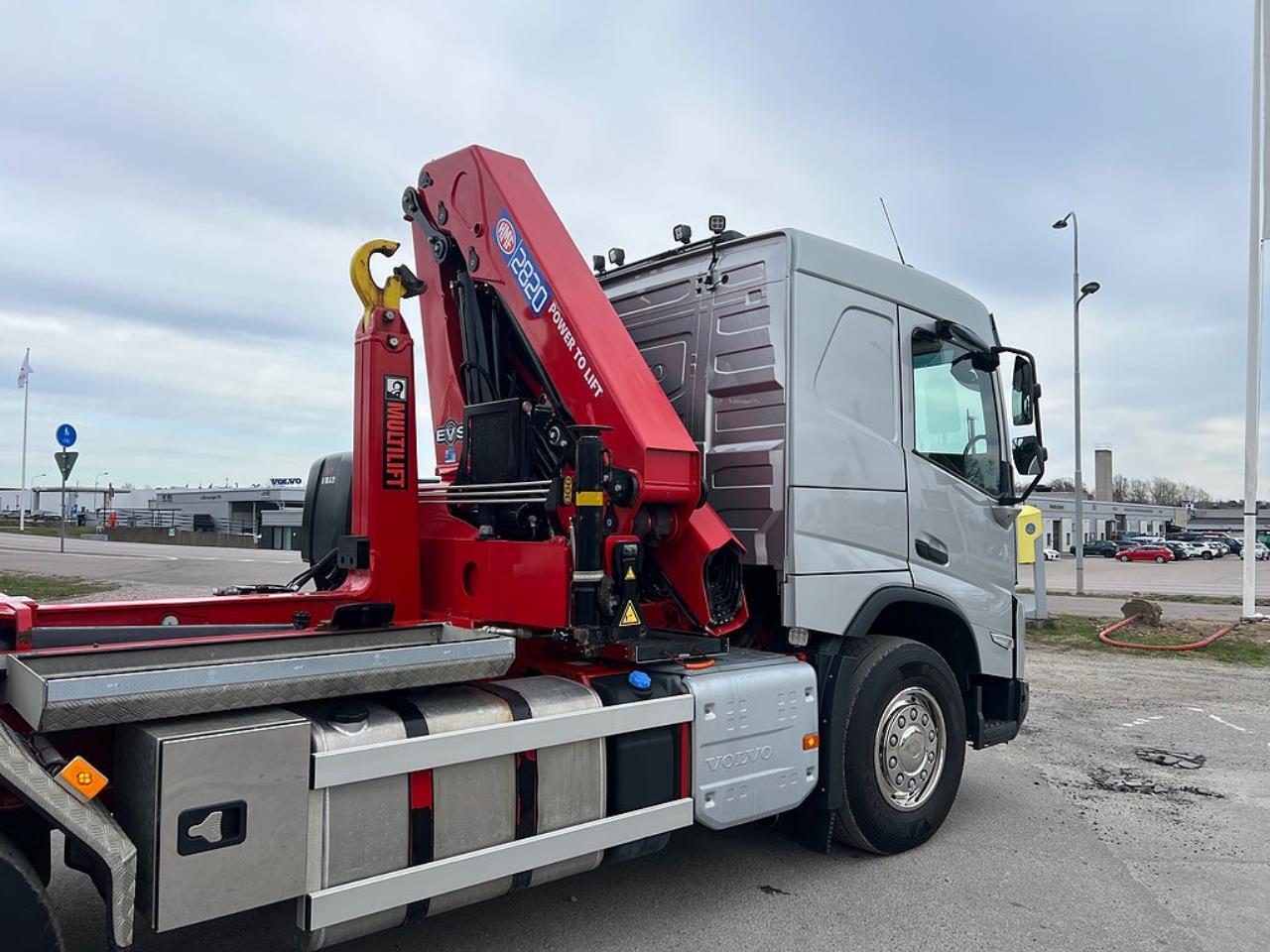 Volvo FMX 500 8x4*4 Tridem Kranv&auml;xlare Euro 6 2022 - Kran